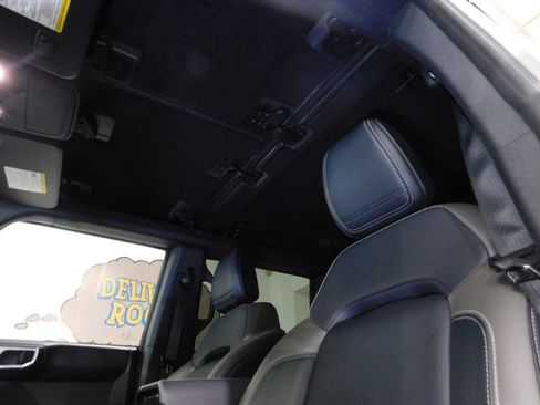 Used 2025 Ford Bronco Outer Banks AWD/4WD image 33