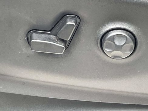 Certified 2018 Chrysler Pacifica Touring Plus FWD image 26