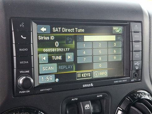 Used 2014 Jeep Wrangler Unlimited Sahara image 16