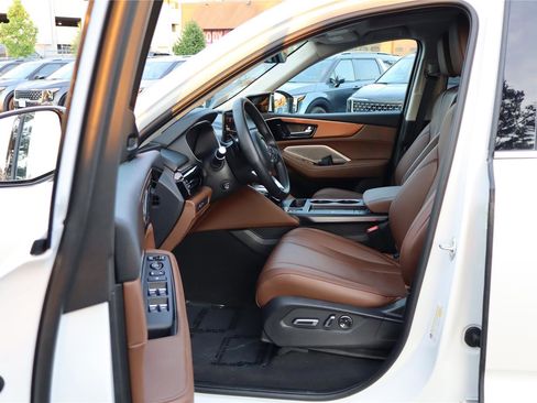 Used 2025 Acura MDX SH-AWD w/ Technology Package image 12