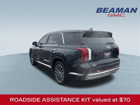 Used 2024 Hyundai Palisade Calligraphy image 5