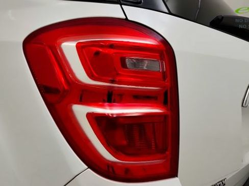 Used 2017 Chevrolet Equinox Premier w/ Enhanced Convenience Package FWD image 25
