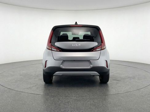 Used 2025 Kia Soul LX w/ LX Technology Package image 7