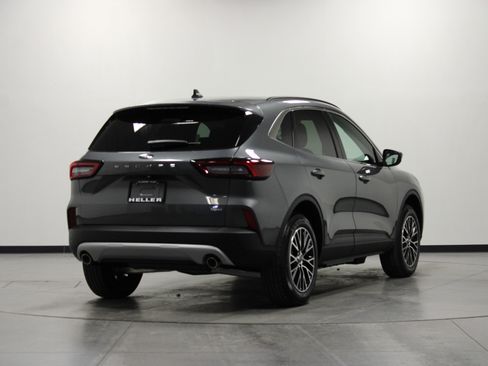 New 2026 Ford Escape SE image 4