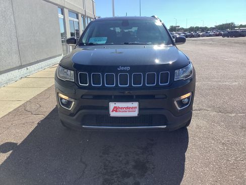 Used 2019 Jeep Compass Limited AWD/4WD image 3