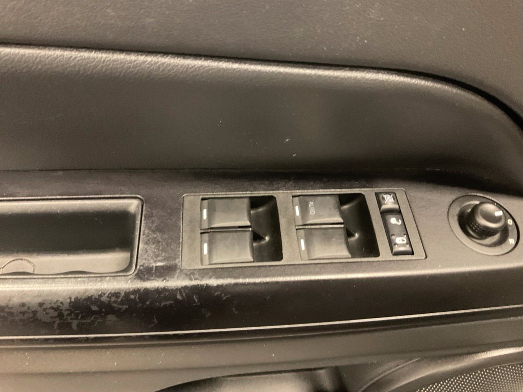 Used 2016 Jeep Compass 75th Anniversary w/ Power Value Group AWD/4WD image 12