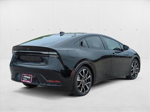 New 2025 Toyota Prius XSE Premium image 2