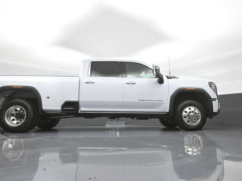 New 2026 GMC Sierra 3500 Denali Ultimate AWD/4WD image 44