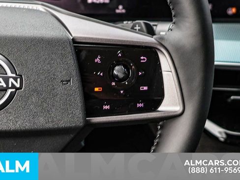 Certified 2025 Nissan Murano SL image 35