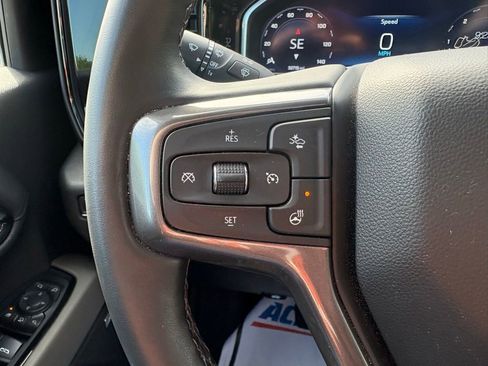 Used 2024 Chevrolet Silverado 2500 ZR2 w/ Technology Package AWD/4WD image 19