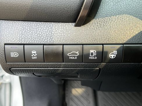 Used 2024 Toyota Camry SE w/ Cold Weather Package AWD/4WD image 31