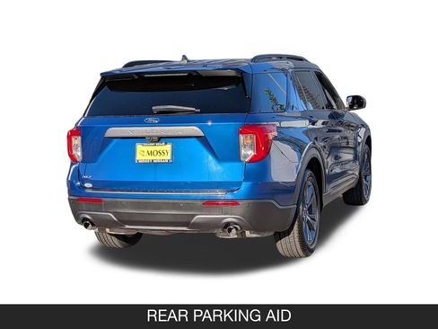 Used 2021 Ford Explorer XLT w/ Equipment Group 202A image 9