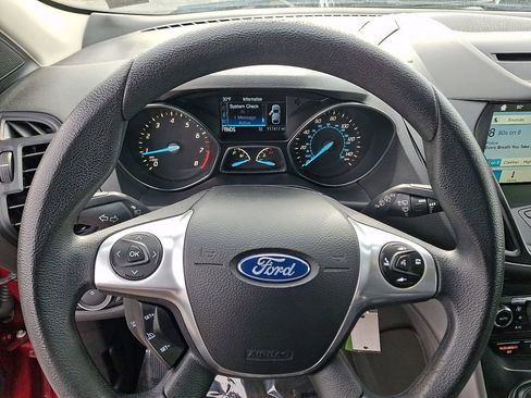 Used 2016 Ford Escape SE w/ Equipment Group 201A image 19