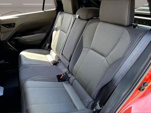 Used 2024 Subaru Crosstrek 2.0i Premium AWD/4WD image 23