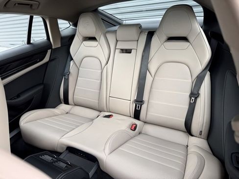 New 2026 Porsche Panamera 4 image 32