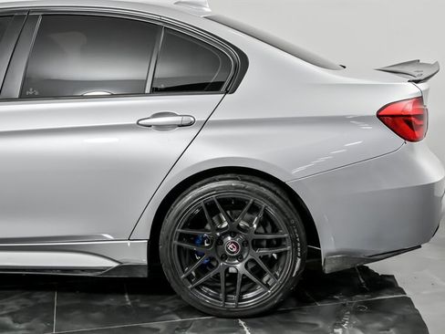 Used 2018 BMW 320i xDrive Sedan image 8