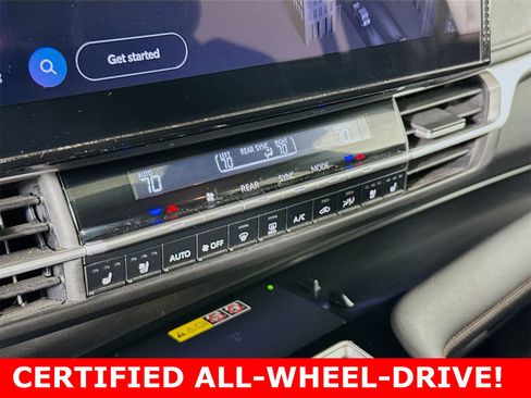 Certified 2025 Toyota Sienna Platinum image 20