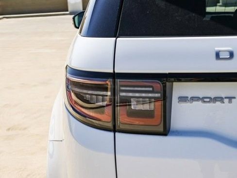 Certified 2024 Land Rover Discovery Sport S image 7