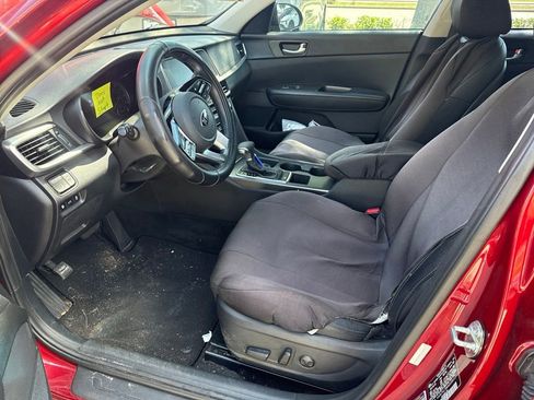 Used 2019 Kia Optima S FWD image 5