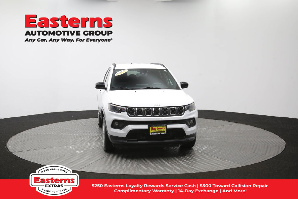 Used 2024 Jeep Compass Latitude AWD/4WD image 51