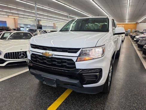 Used 2022 Chevrolet Colorado LT w/ Fleet Safety Package RWD image 2