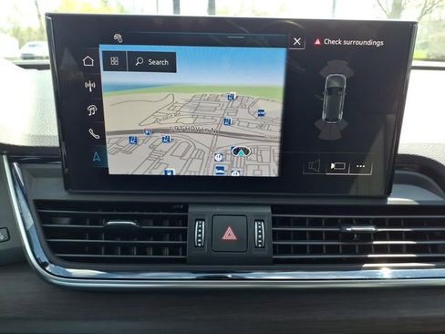 Used 2025 Audi Q5 e Premium Plus image 24