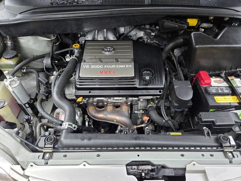 Used 2001 Toyota Sienna XLE image 27