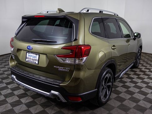 Used 2023 Subaru Forester Touring w/ Popular Package #3 AWD/4WD image 19