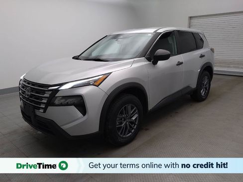 Used 2024 Nissan Rogue S AWD/4WD image 1
