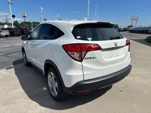 Used 2017 Honda HR-V EX image 7