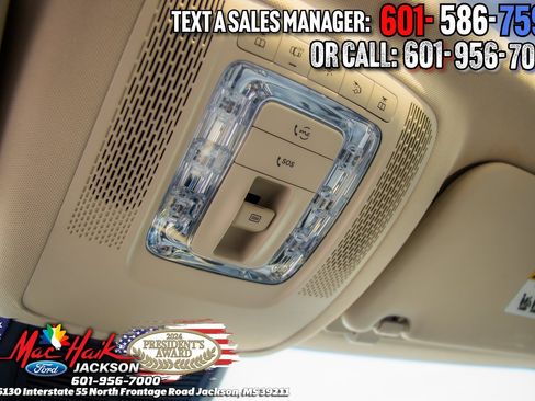 Used 2023 Mercedes-Benz GLS 450 4MATIC image 23