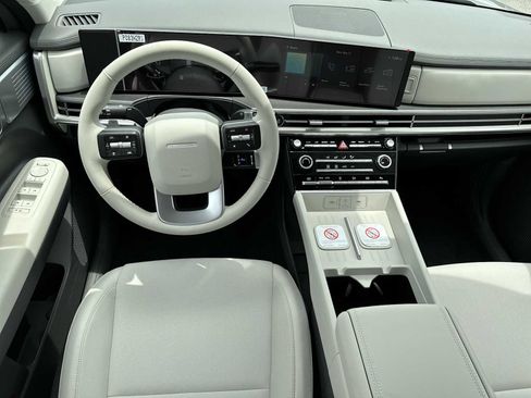 New 2026 Hyundai Santa Fe SE FWD image 10