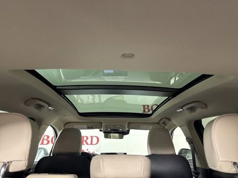 New 2025 Lincoln Corsair Grand Touring w/ Equipment Group 301A image 30