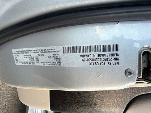 Used 2023 Chrysler Voyager LX image 30