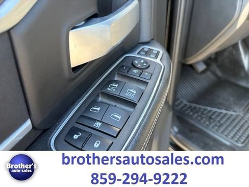 Used 2024 RAM 3500 Big Horn w/ Night Edition AWD/4WD image 21
