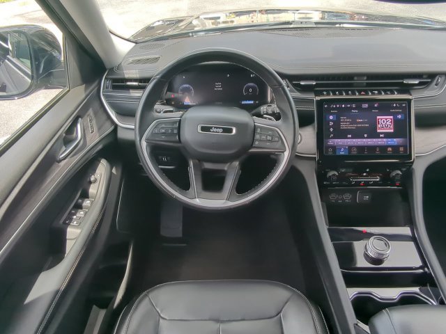 Used 2021 Jeep Grand Cherokee L Limited RWD image 20
