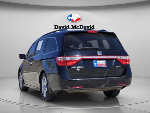 Used 2013 Honda Odyssey Touring image 2