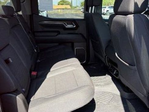 Used 2025 Chevrolet Silverado 1500 LT AWD/4WD image 18
