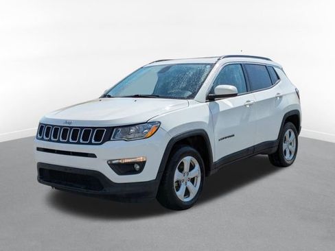 Used 2020 Jeep Compass Latitude w/ Popular Equipment Group AWD/4WD image 5