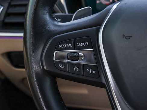 Used 2021 BMW 330i Sedan w/ Driving Assistance Package image 19