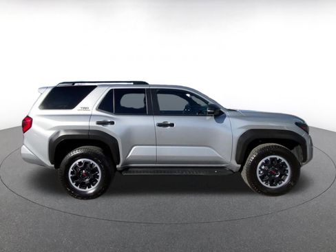 Used 2025 Toyota 4Runner SR5 image 16