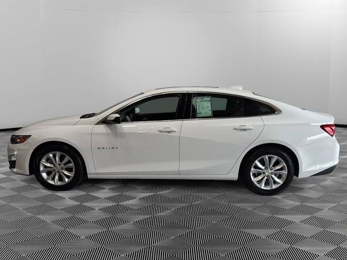 Used 2024 Chevrolet Malibu LT FWD image 2