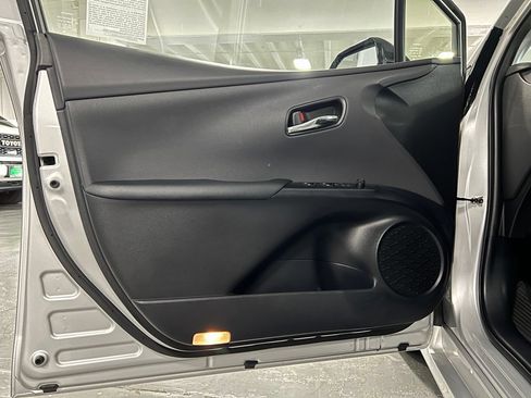 Certified 2016 Toyota Prius Four w/ Advanced Technology Package FWD image 39
