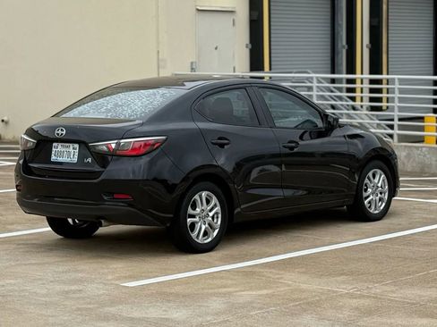 Used 2016 Scion iA FWD image 8