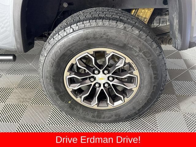 Used 2021 Chevrolet Colorado ZR2 AWD/4WD image 4