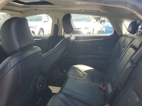 Used 2020 Ford Fusion Titanium AWD/4WD image 9