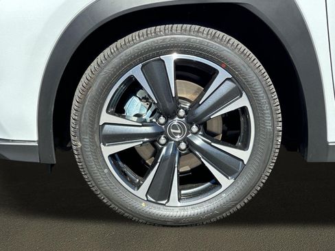 New 2026 Lexus UX 300h FWD image 12
