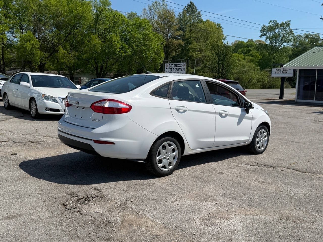 Used 2017 Ford Fiesta S FWD image 6