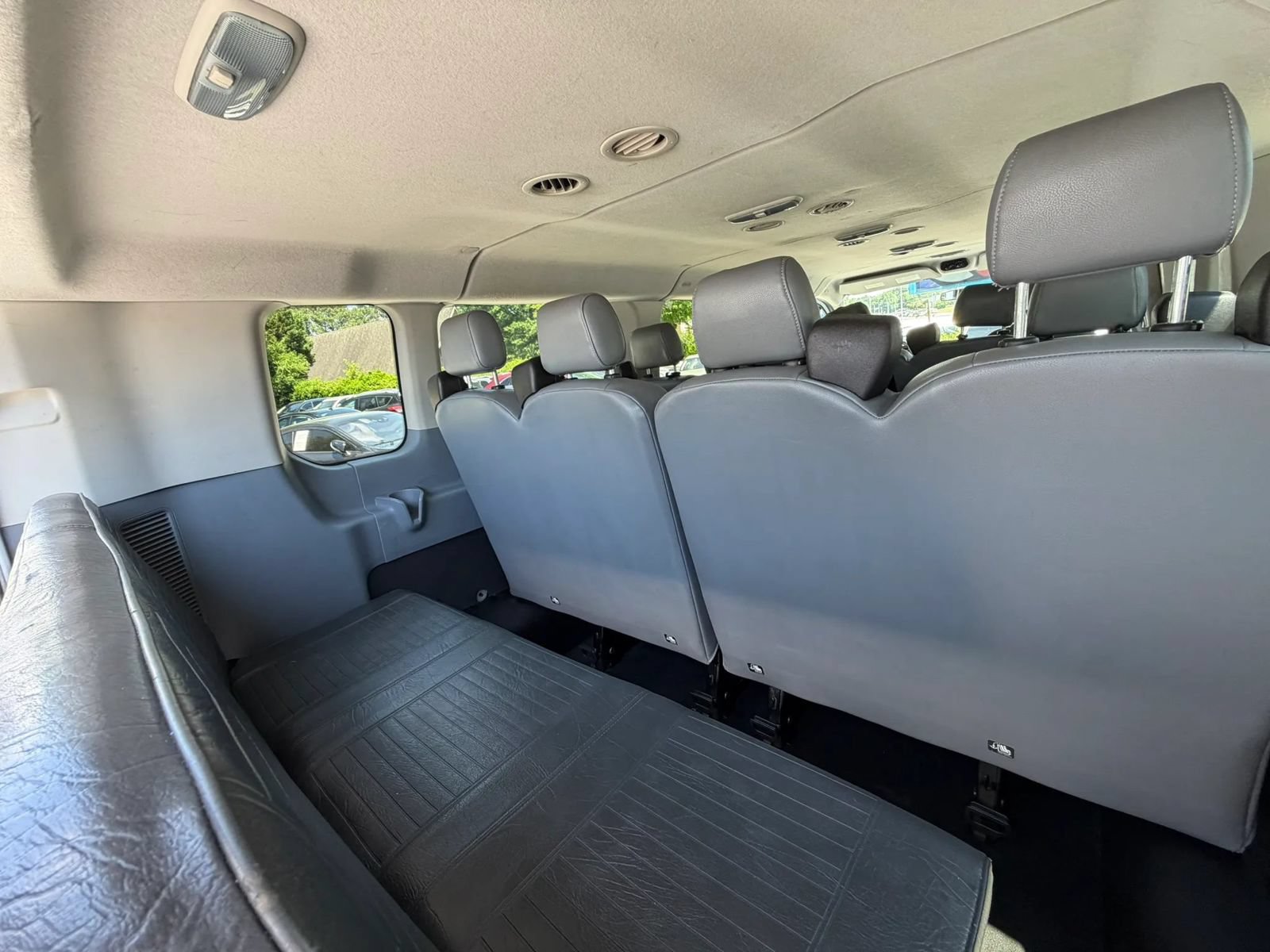 Used 2015 Ford Transit 350 XL RWD image 25