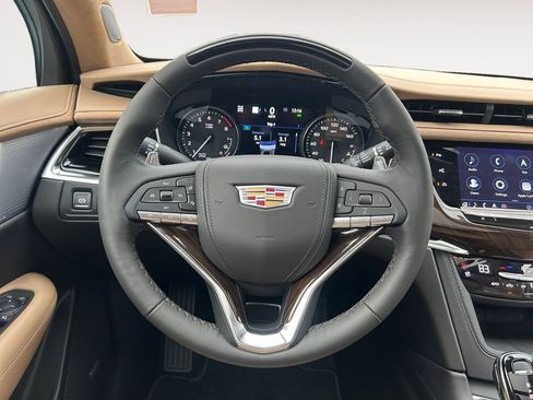 New 2025 Cadillac XT6 Sport w/ Platinum Package image 14